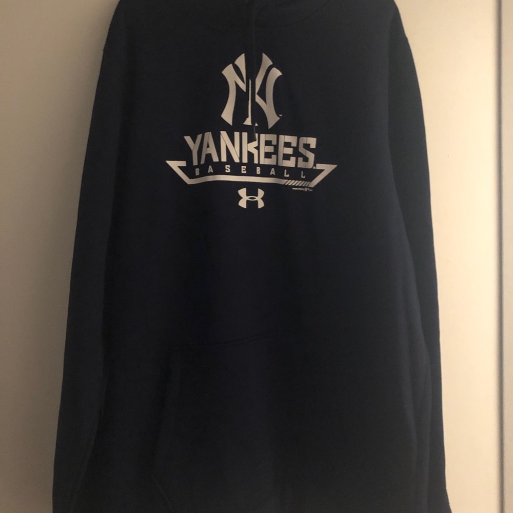 NY Yankees Under Armour Coldgear Hoodie - Picture 6 of 8